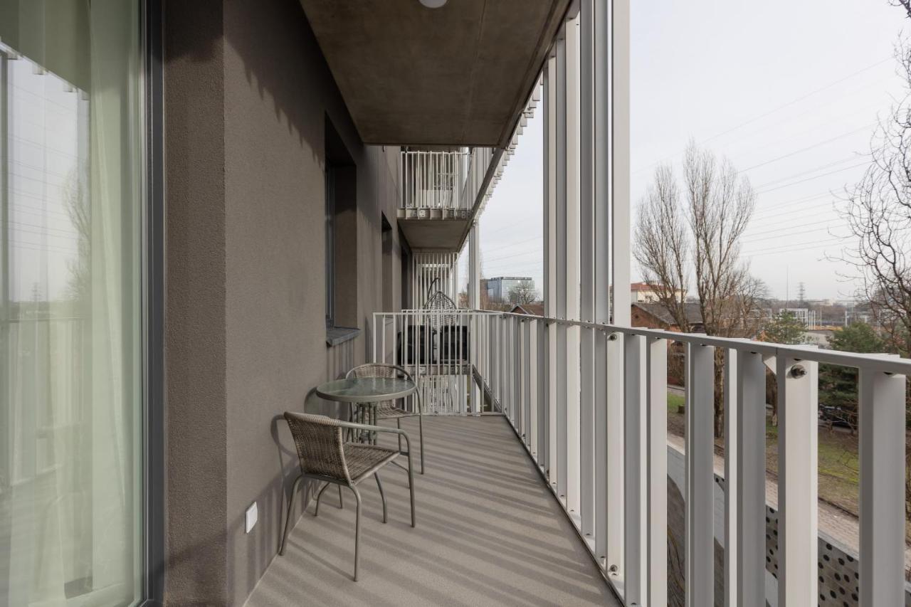 Stacja Wola Apartments With Parking By Noclegi Renters Warsaw Ngoại thất bức ảnh
