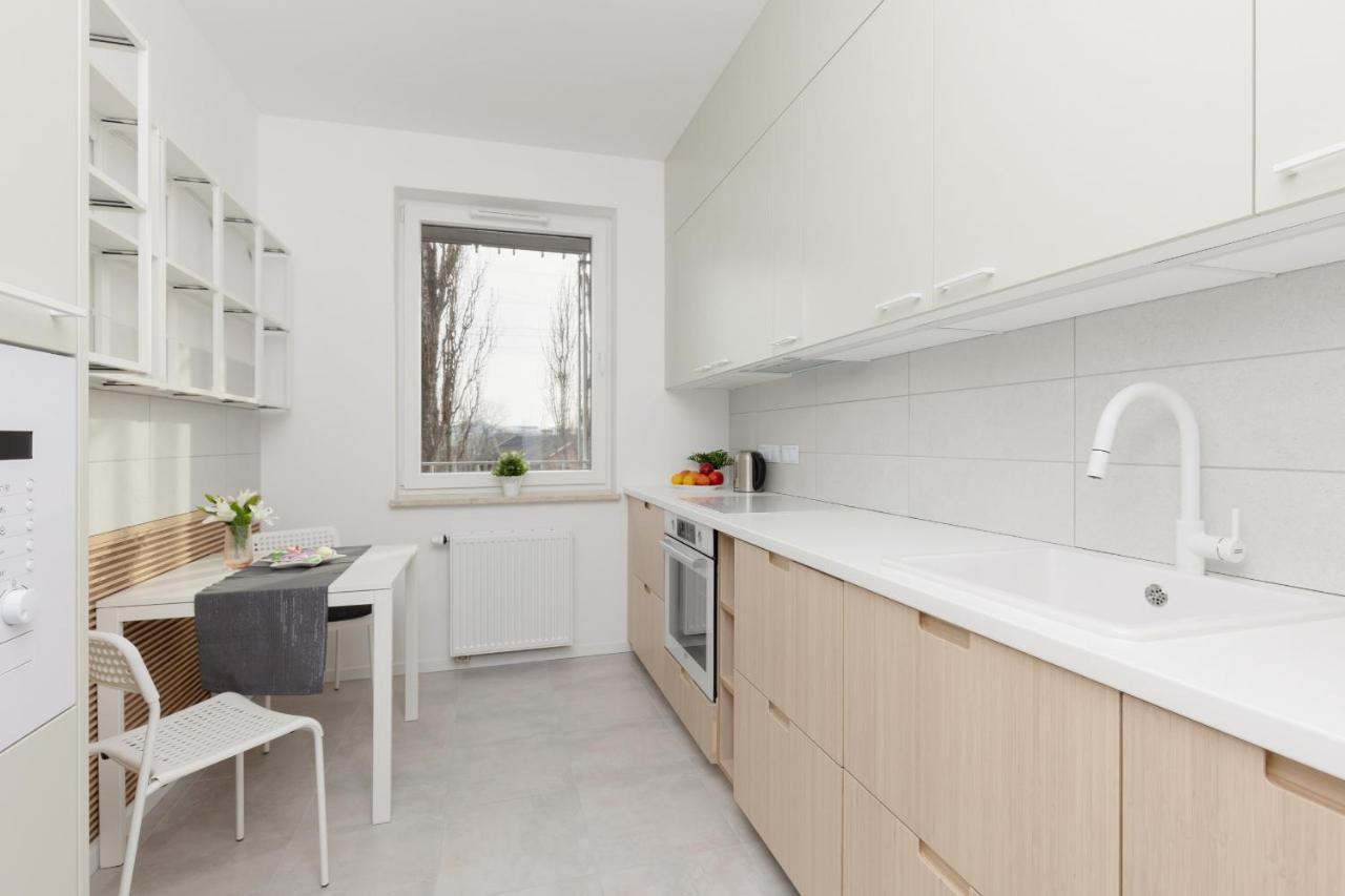 Stacja Wola Apartments With Parking By Noclegi Renters Warsaw Ngoại thất bức ảnh