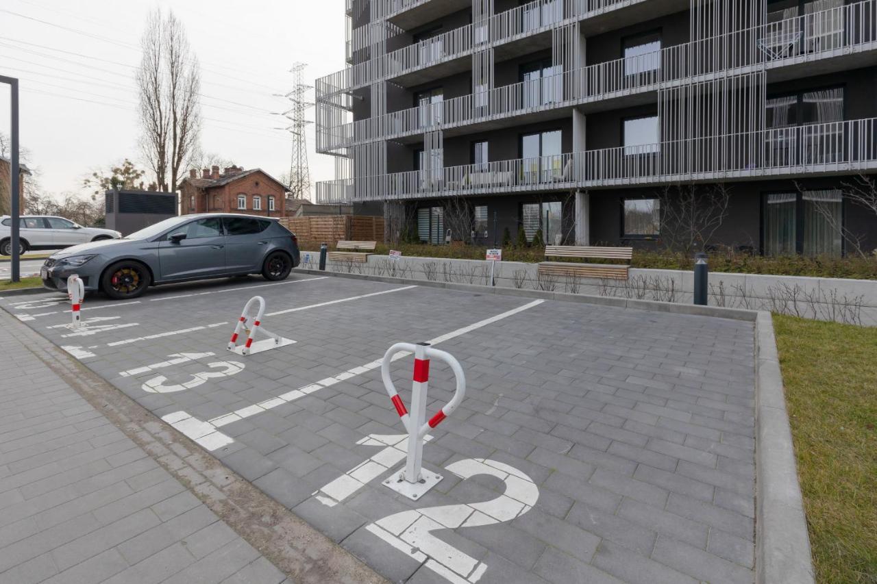 Stacja Wola Apartments With Parking By Noclegi Renters Warsaw Ngoại thất bức ảnh