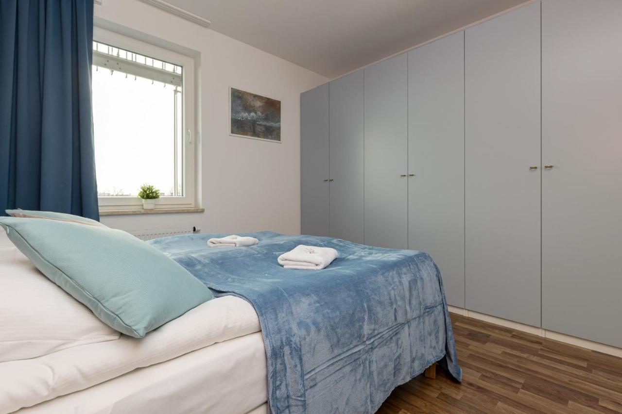 Stacja Wola Apartments With Parking By Noclegi Renters Warsaw Ngoại thất bức ảnh